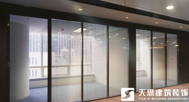 <a href=http://www.longuevilletennis.com/ target=_blank class=infotextkey>合肥辦公室裝修</a>玻璃